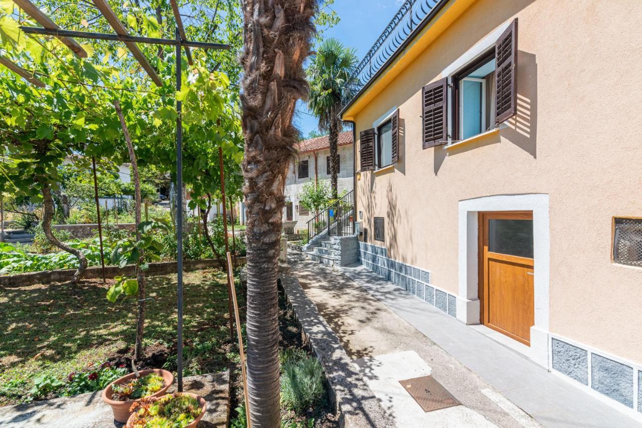 Apartman Knezevic Apartment Opric Екстериор снимка